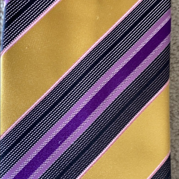 Ermenegildo Zegna gold and purple tie. - Picture 2 of 4